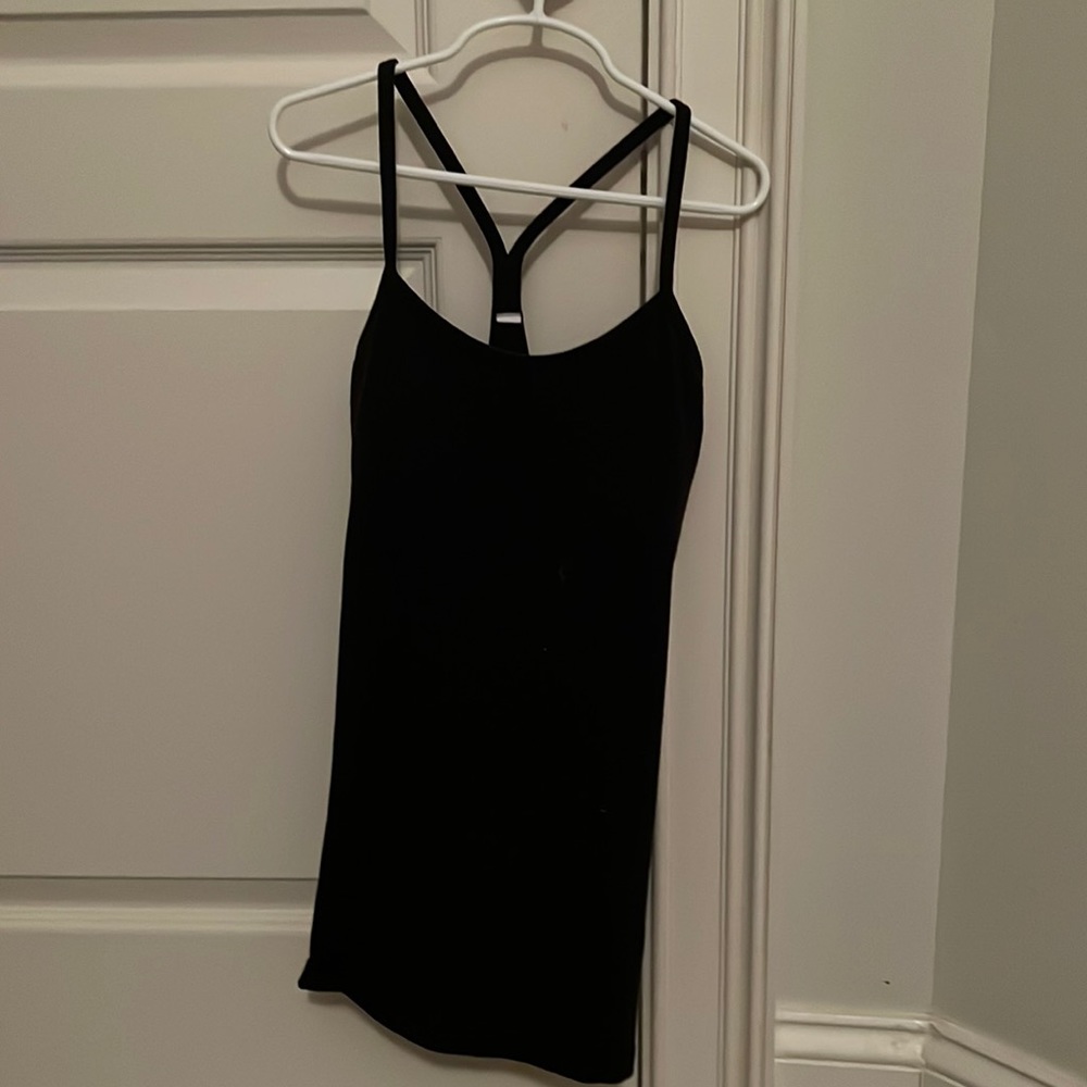 Lululemon shirt size 2